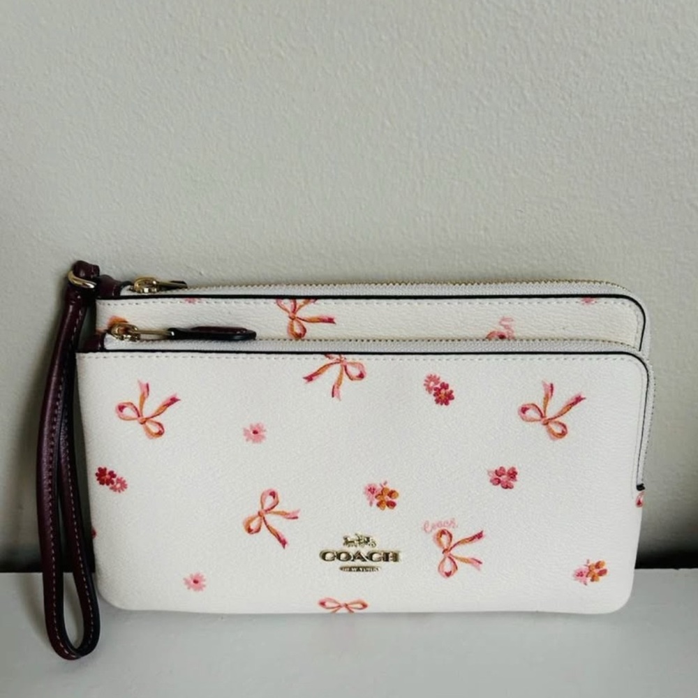 Coach Bow wristlet